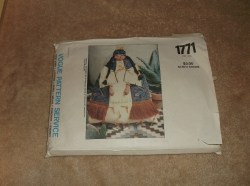 1771 VOG DOLL_04
